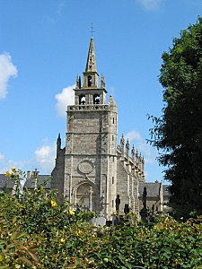 Clocher de l'église saint Yves, de Minihy-Tréguier