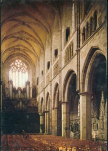 Orgue Tréguier_carte postale ancienne