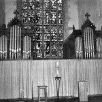 Bourbriac_ancien_orgue Van Caster au fond de l'abside-(Jef Phiippe)
